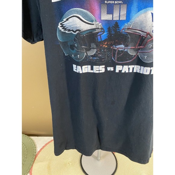 NFL Super Bowl 52 Eagles Vs Patriots Graphic Print Gildan T Shirt Size L - Picture 6 of 16